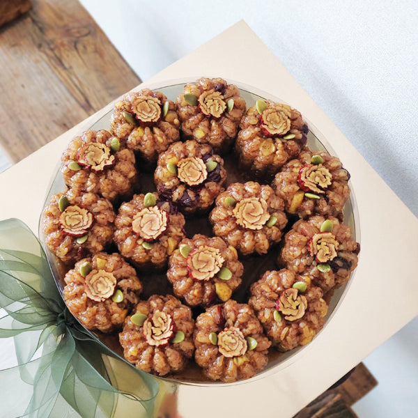 Yakshik Cake