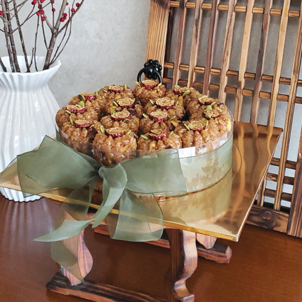 Yakshik Cake